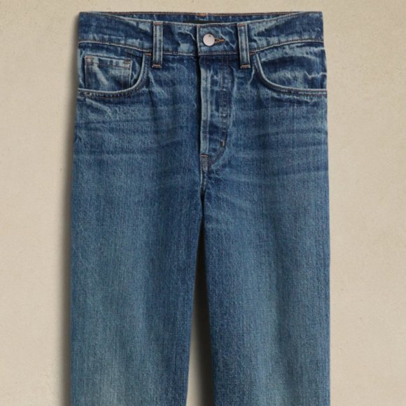 Banana Republic - The Straight Jean - Picture 5 of 6